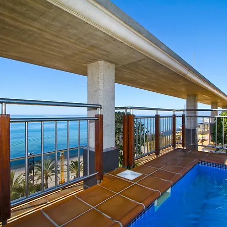 Soluxe Only Families Planetcostadorada Апартаменты Салоу